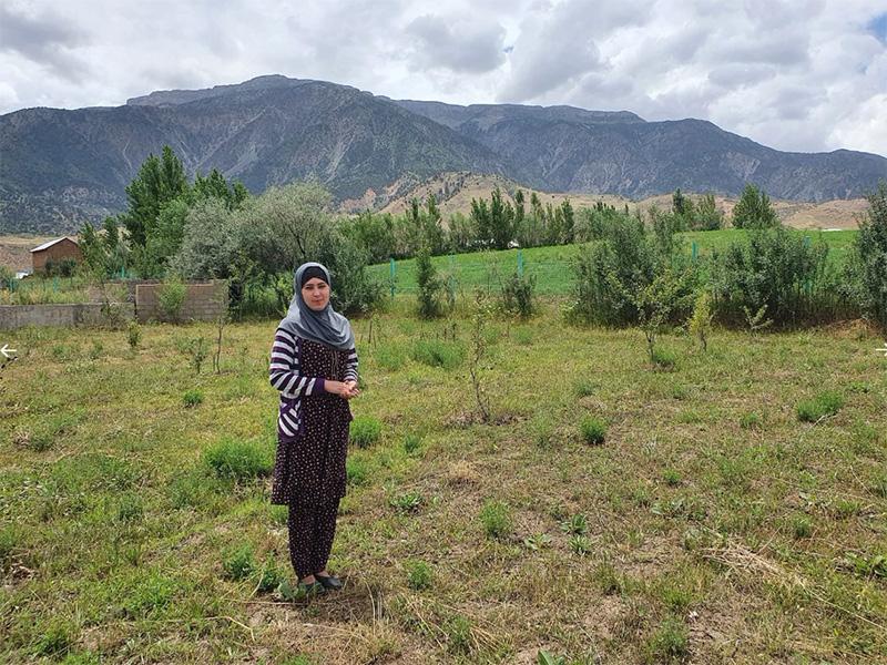 Woman standing in a field